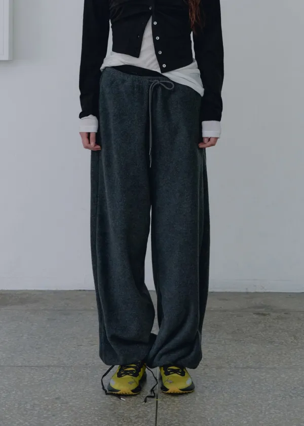 [10/13 예약배송] Fleece Pants_Charcoal