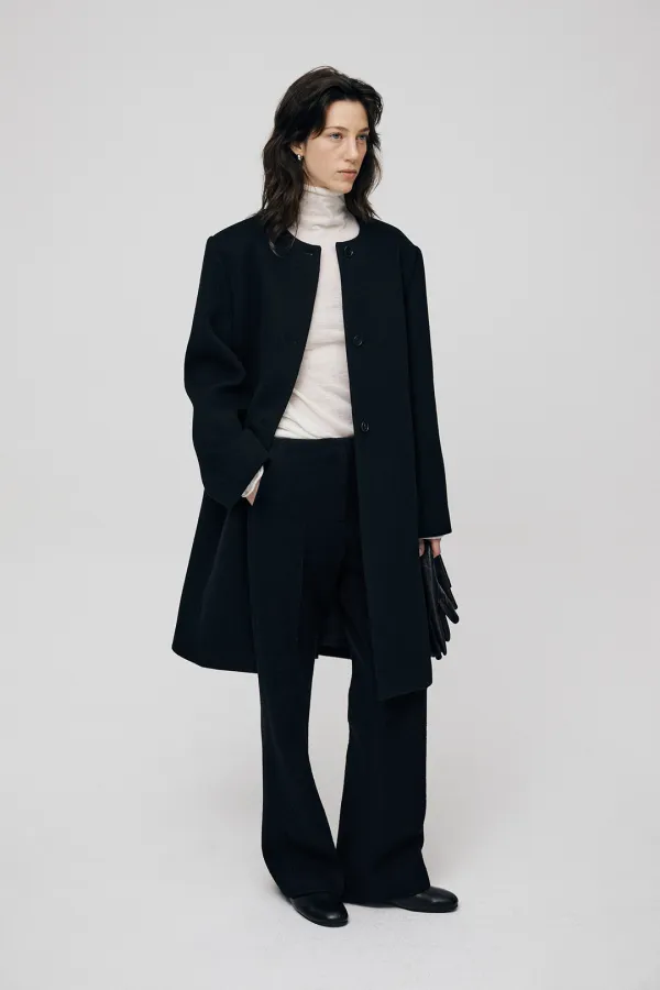 Leon Slim Boot-cut Slacks (Black)
