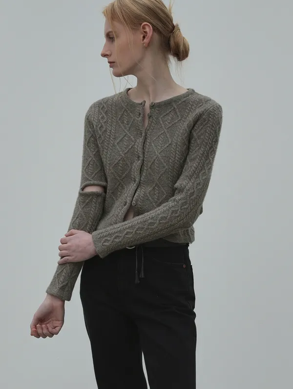 Fisherman Cardigan (Light Taupe)