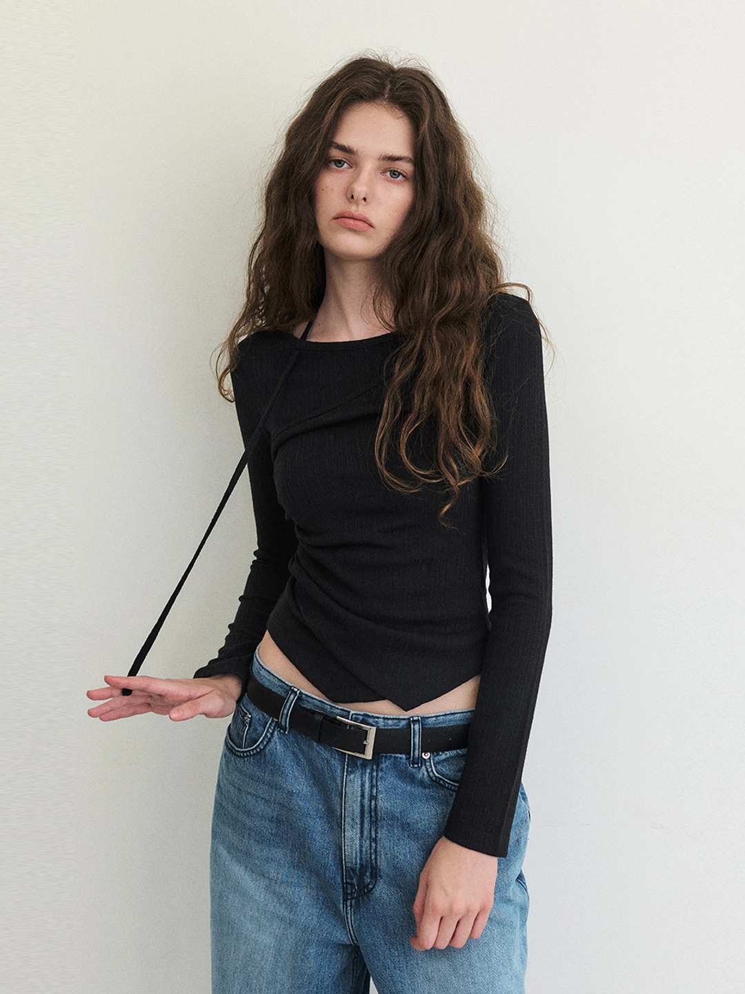 에트몽 Layered Halter Strap T-Shirt, Black 상품 이미지 1