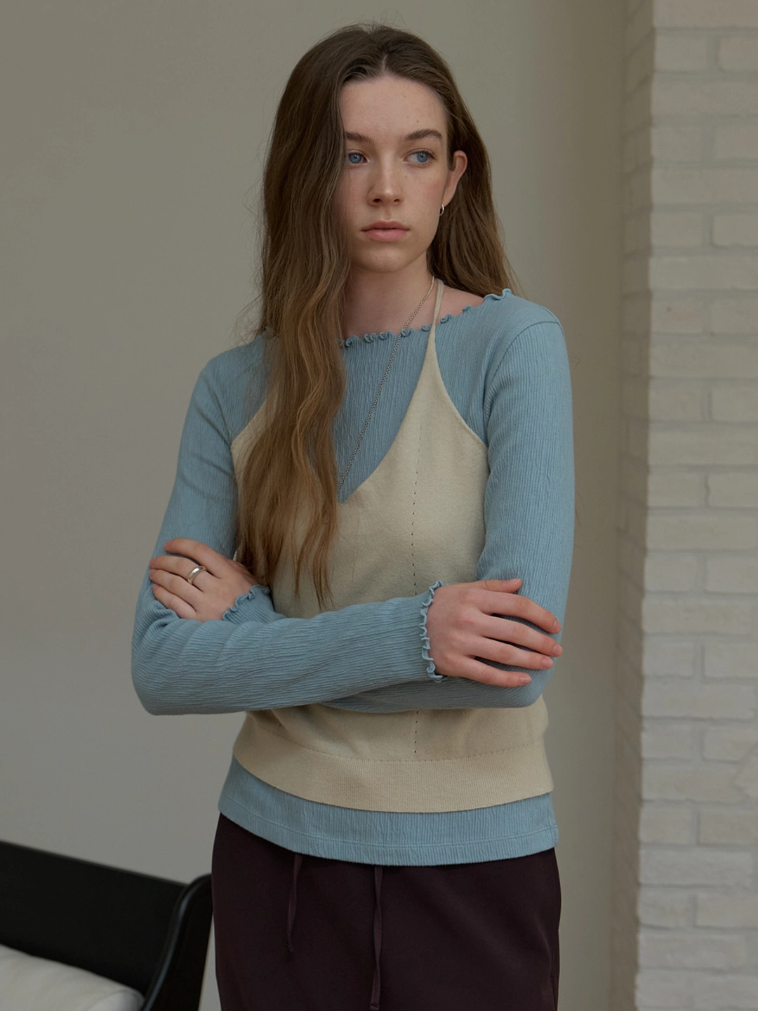 어몽 A WRINKLE TEXTURE T-SHIRT_LIGHT BLUE 상품 이미지 2