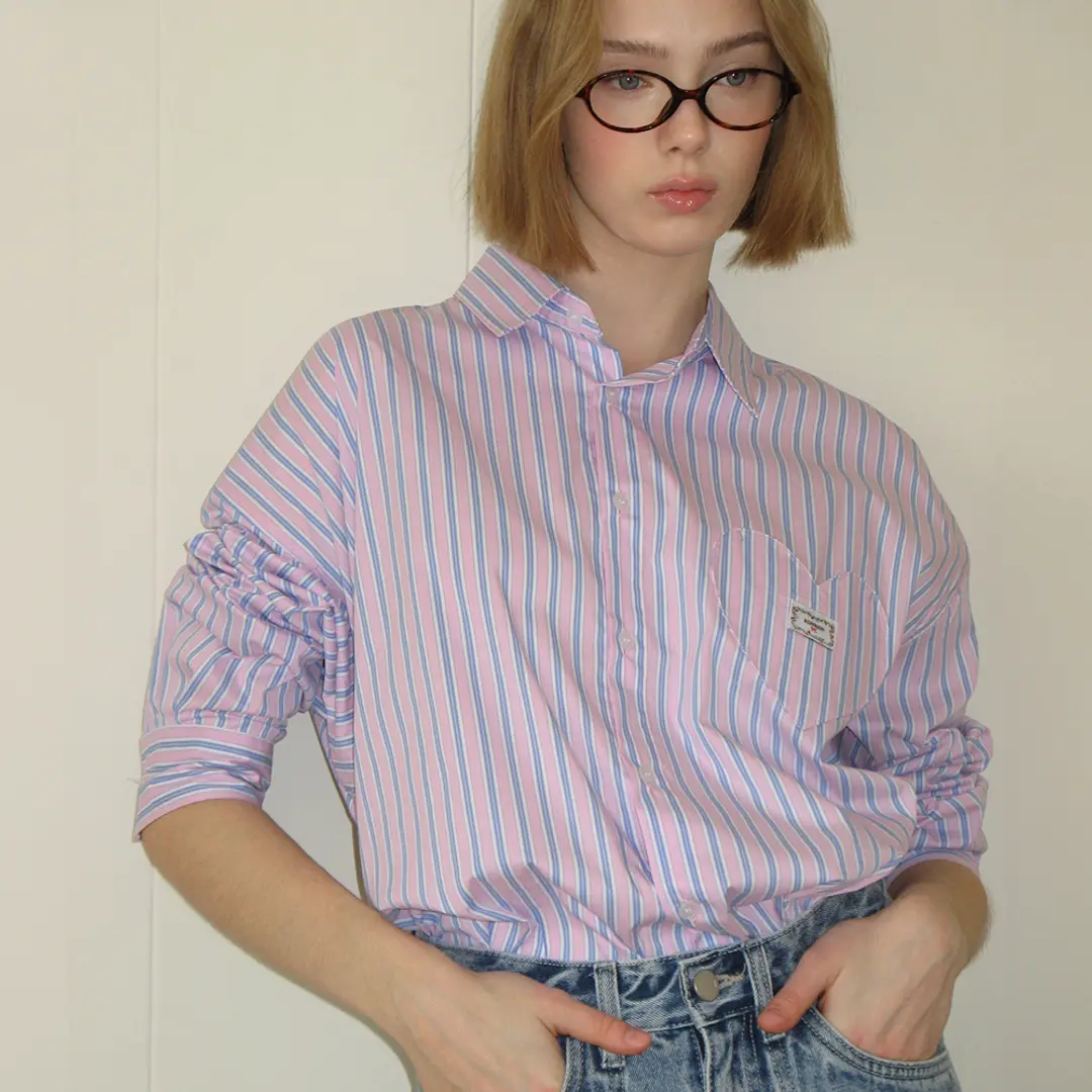 론론 STRIPE STITCH HEART POCKET OVER FIT SHIRT PINK 상품 이미지 2