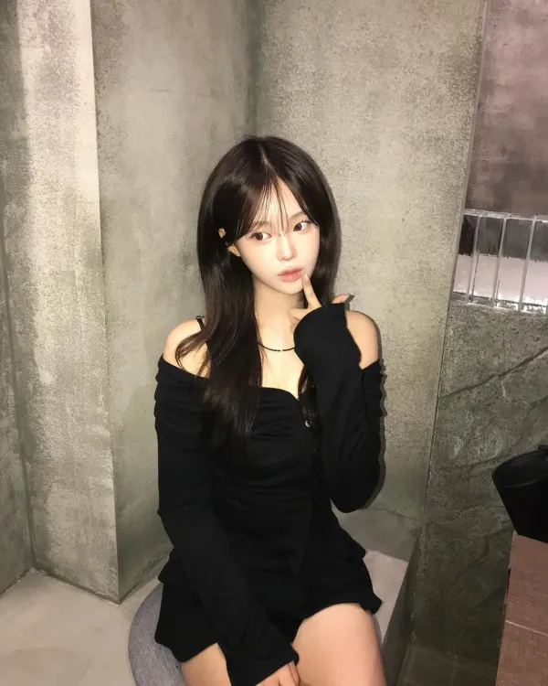 @e.__chaeRin cardigan set (Black)