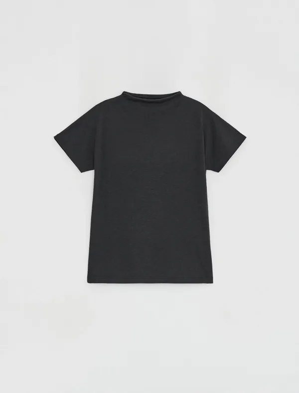 [8월 6일 예약배송] MOCK NECK TOP [CHARCOAL]