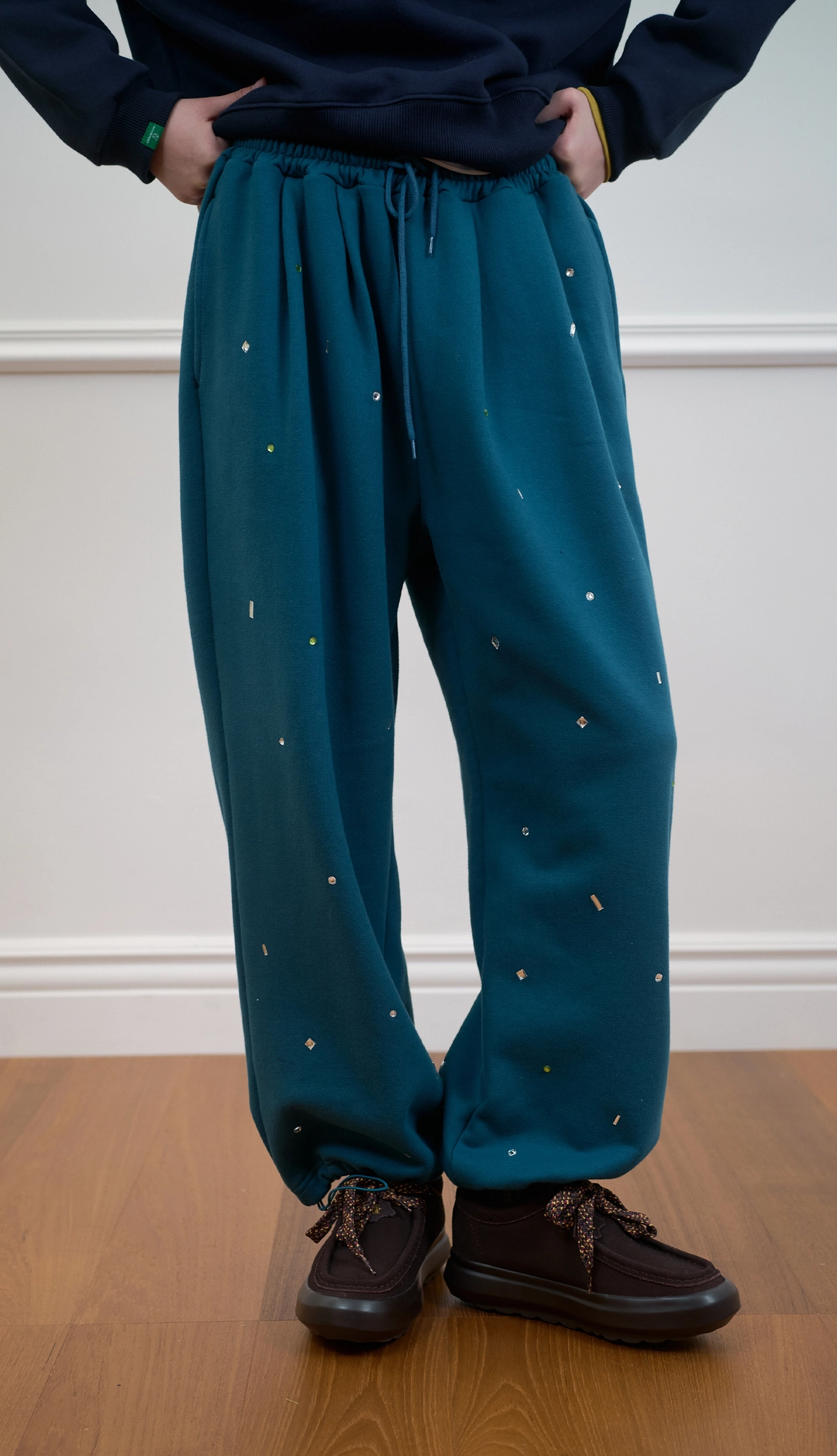 노컨텐츠 282. Warm Jeweled Sweatpants _ Blue Green 상품 이미지 2