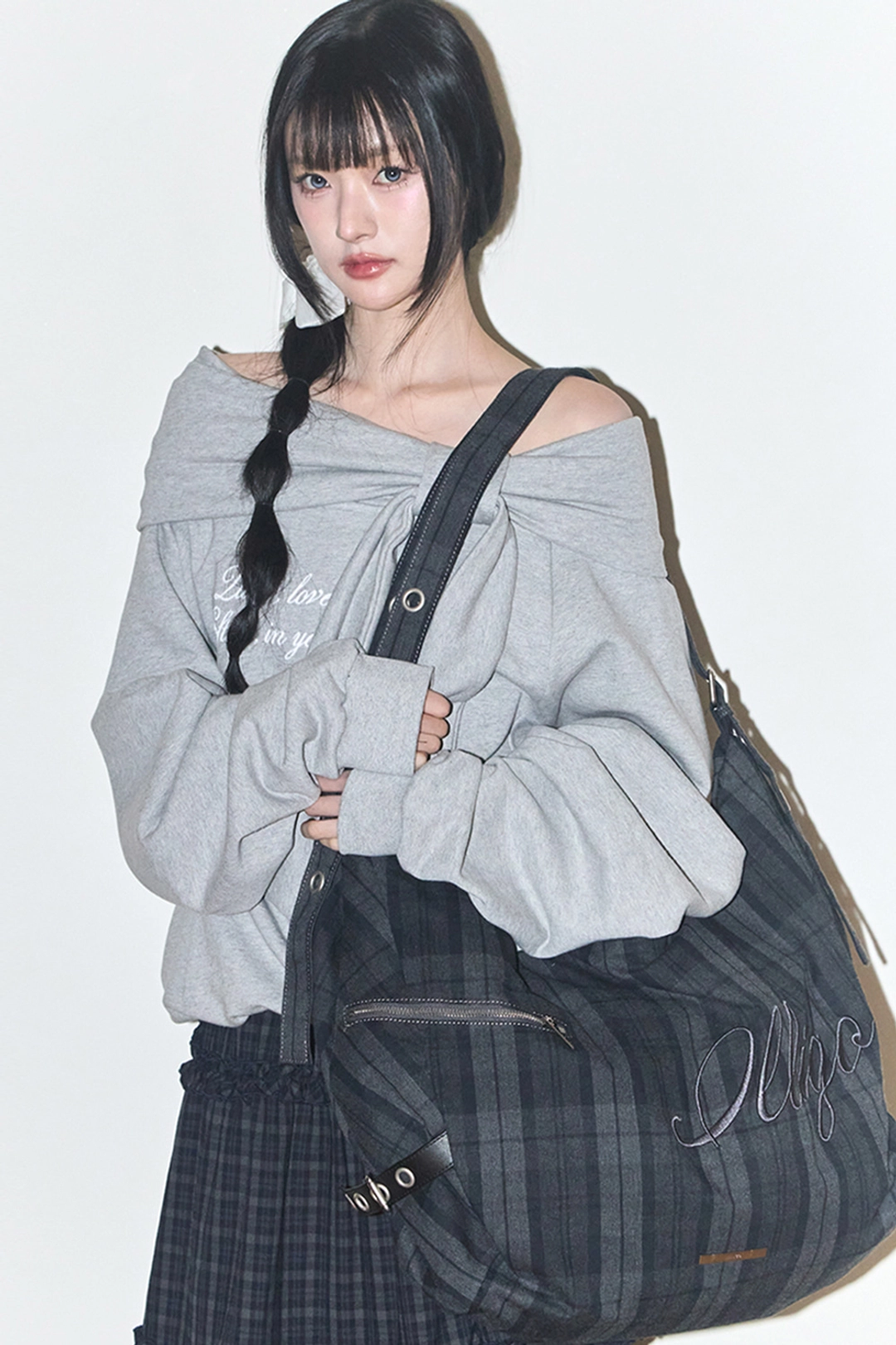 일리고 레터 빅 숄더 백 체크 그레이 상품 이미지 2