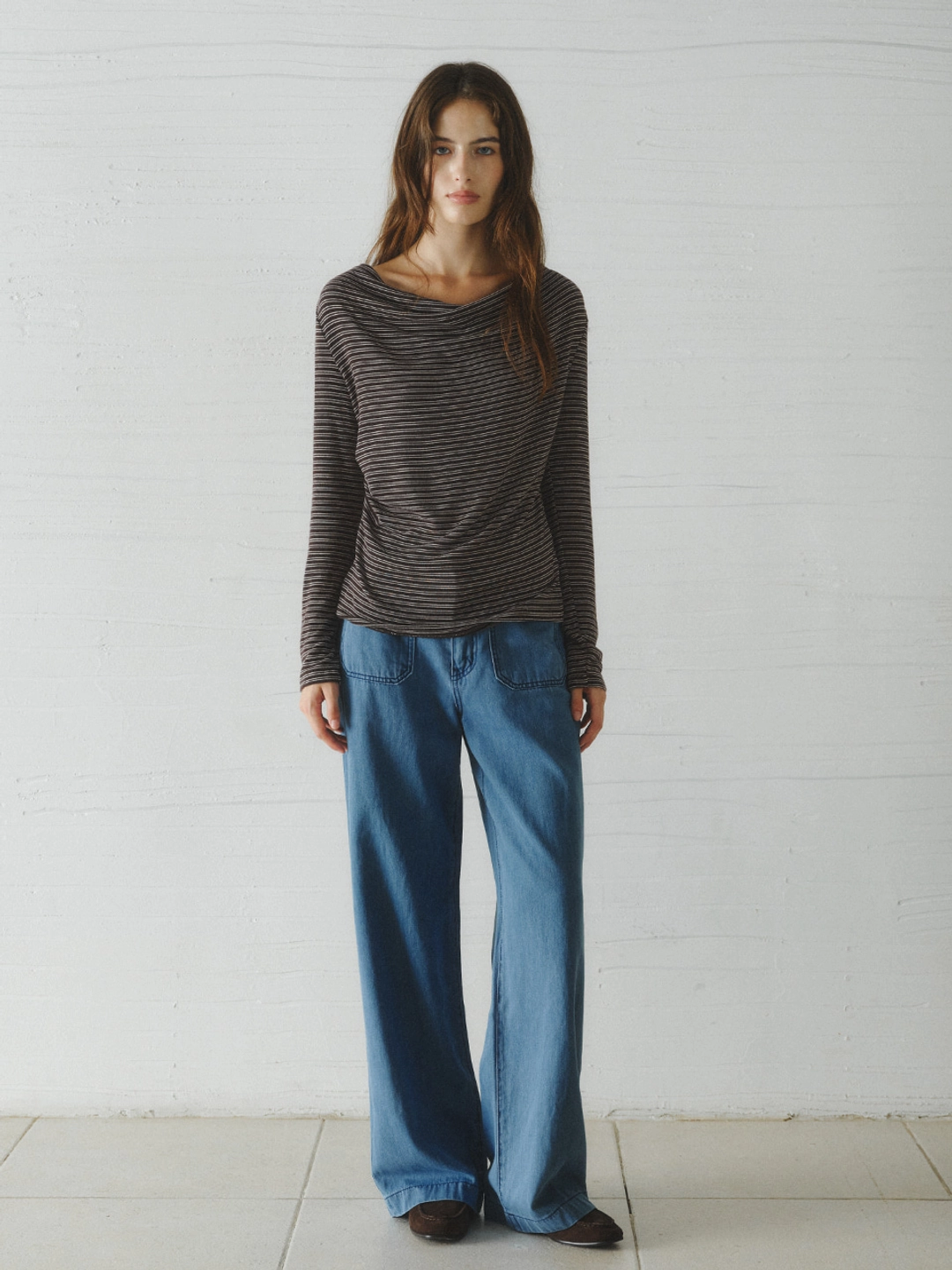 르니나 [10/7 예약배송] GRACE draped stripe t-shirt_brown stripe 상품 이미지 2