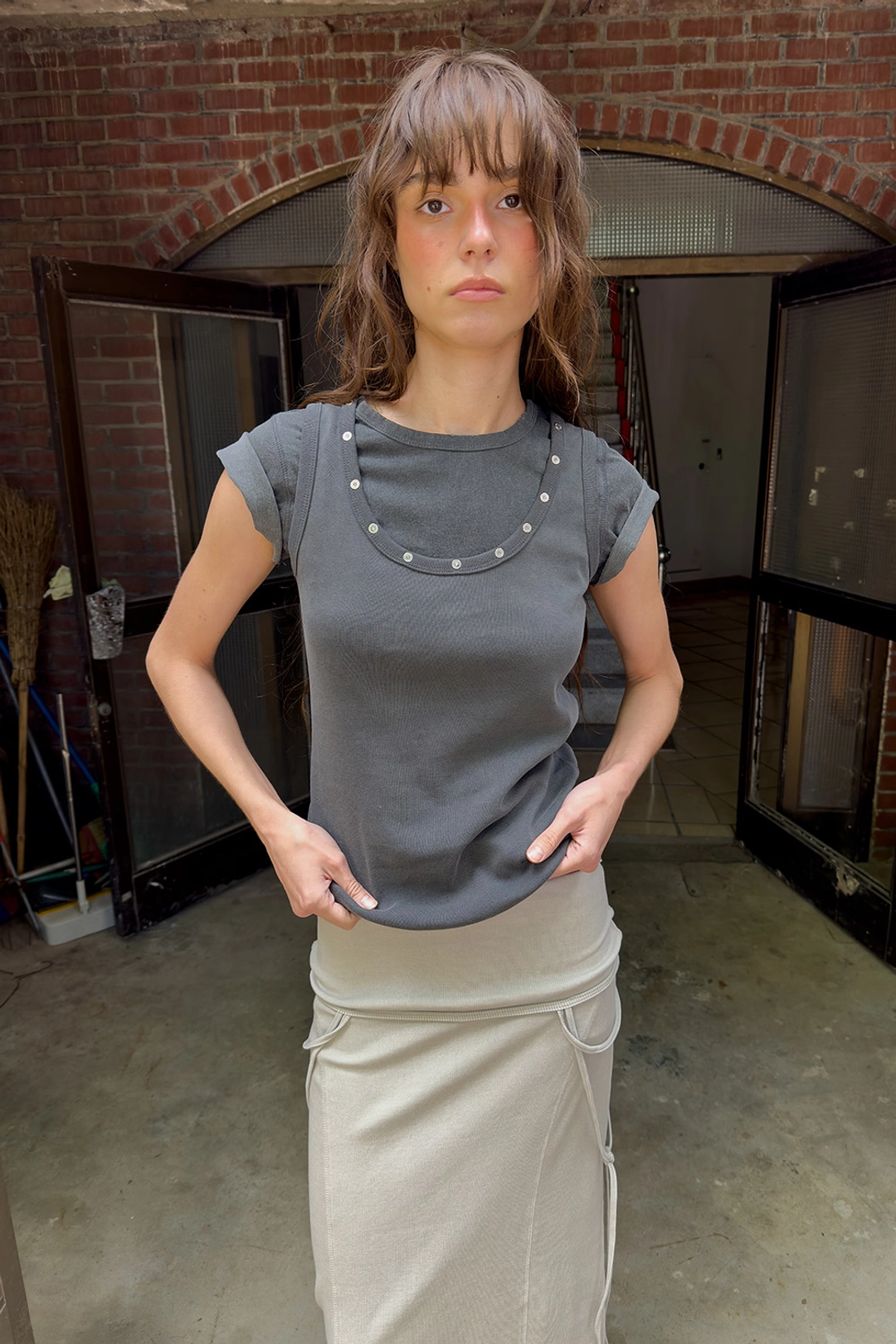 다이애그널 [6/10 순차출고] STUDDED SLEEVELESS TOP 상품 이미지 2