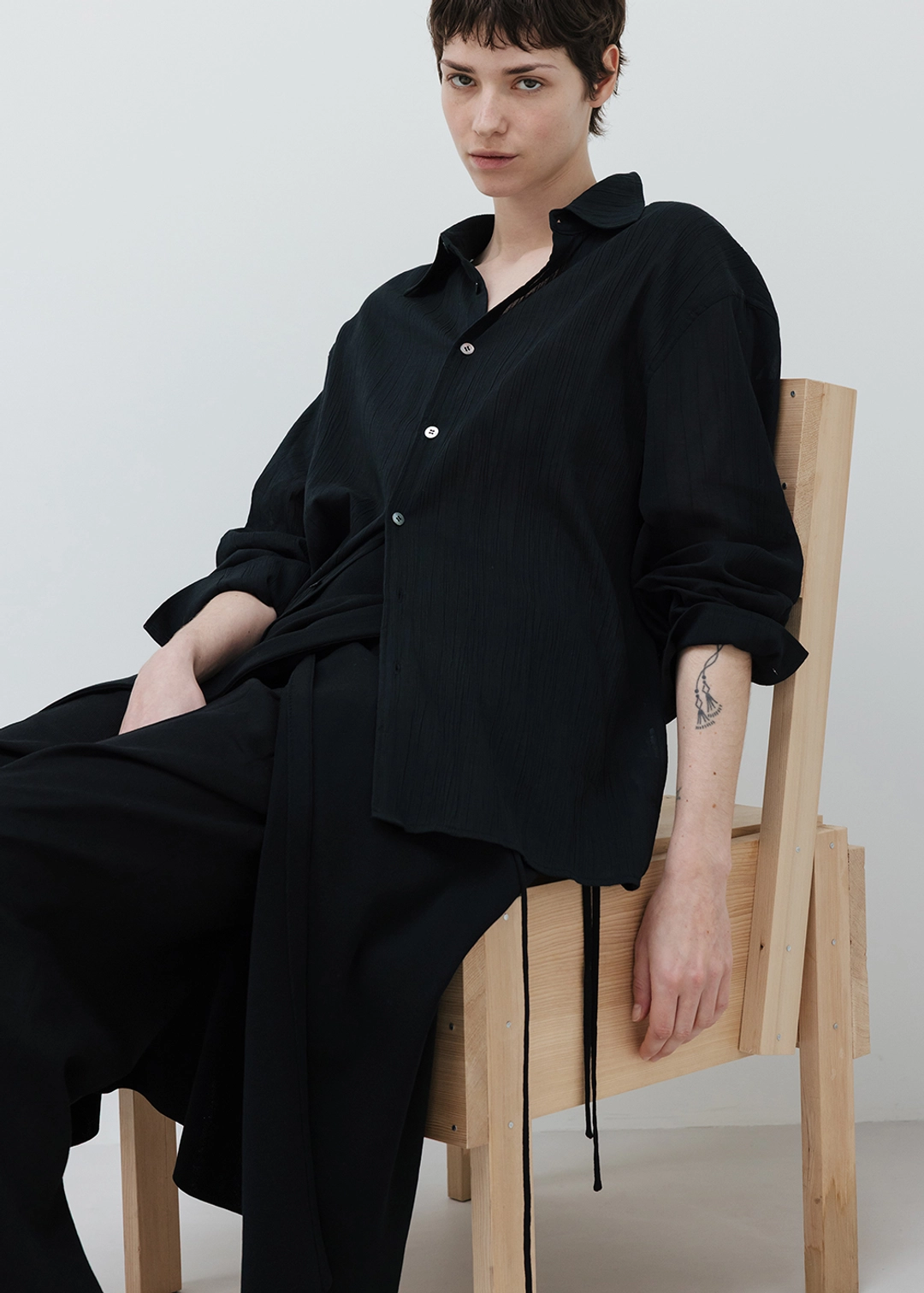 우마뭉 Crinkled cotton shirts_Black 상품 이미지 2