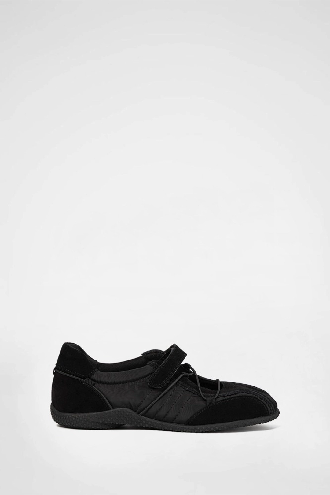 기호 LUPI STRING PINKING SNEAKERS / BLACK 상품 이미지 1