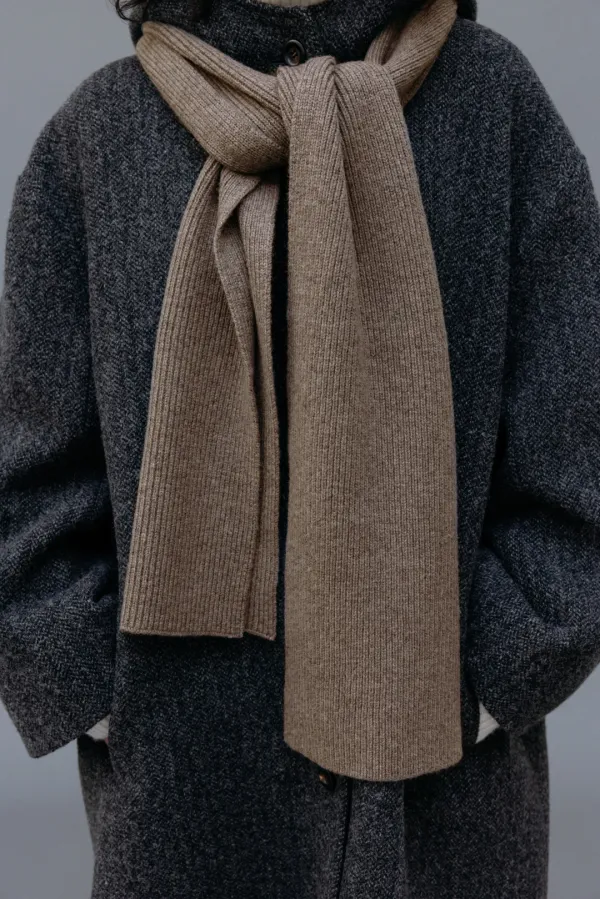 Merino Wool Ribbed Muffler (Beige)