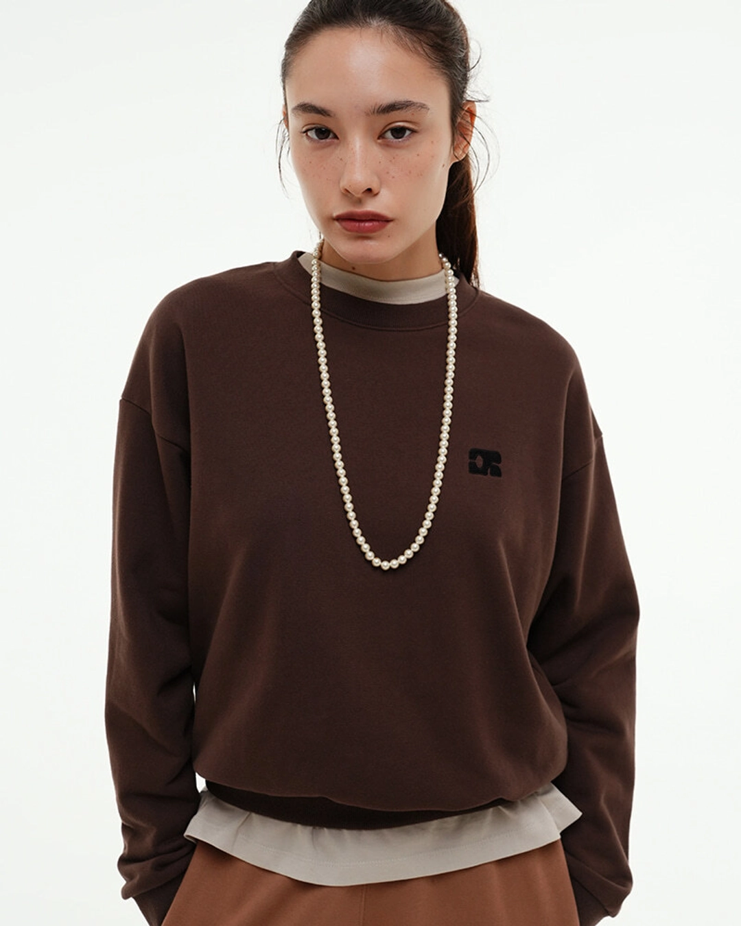 센토르 CENTAUR EMBLEM SWEATSHIRT_BROWN 상품 이미지 2