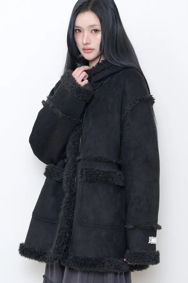 일리고 - 시어링 무스탕 하프 코트 블랙