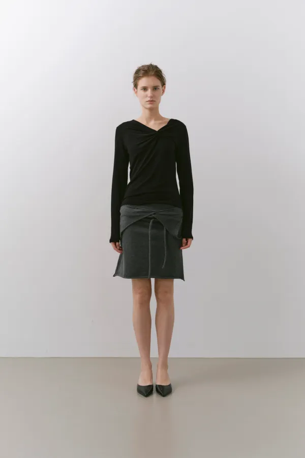 SOFT TWIST LONG SLEEVE T-SHIRT, BLACK