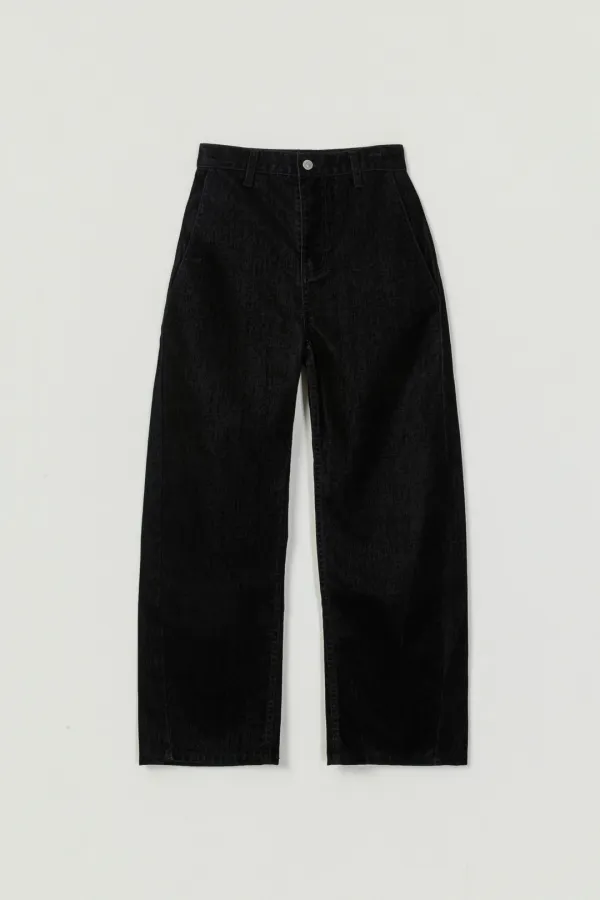 VELORA CURVED VELVET PANTS_BLACK
