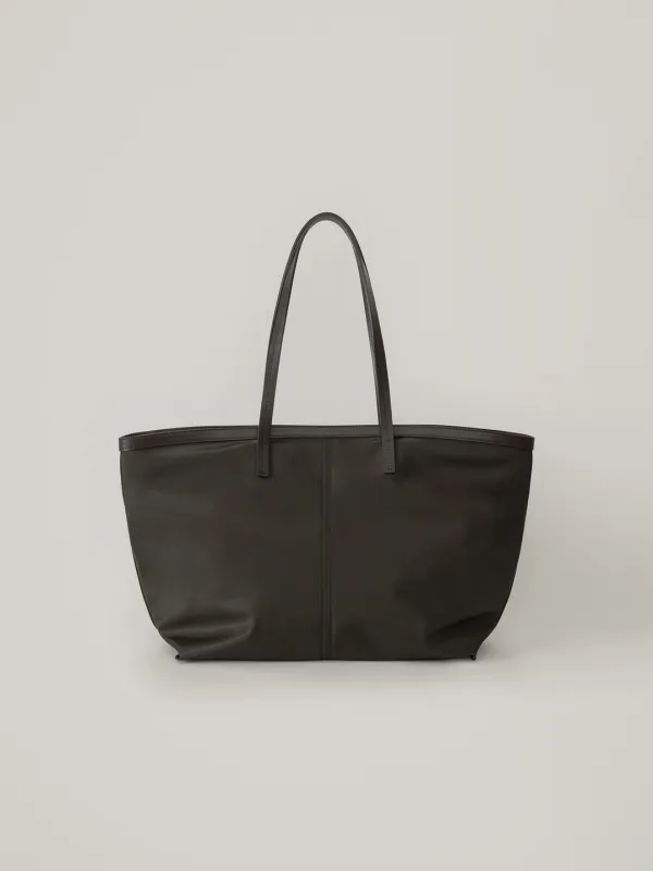 [6.15 예약 배송] Nove Nylon Bag - Khaki Brown