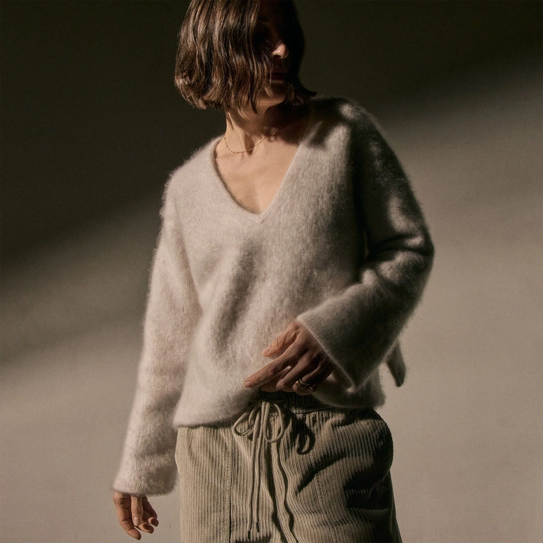 제임스펄스 Halo Brushed Cashmere V Neck - Pearl 상품 이미지 1