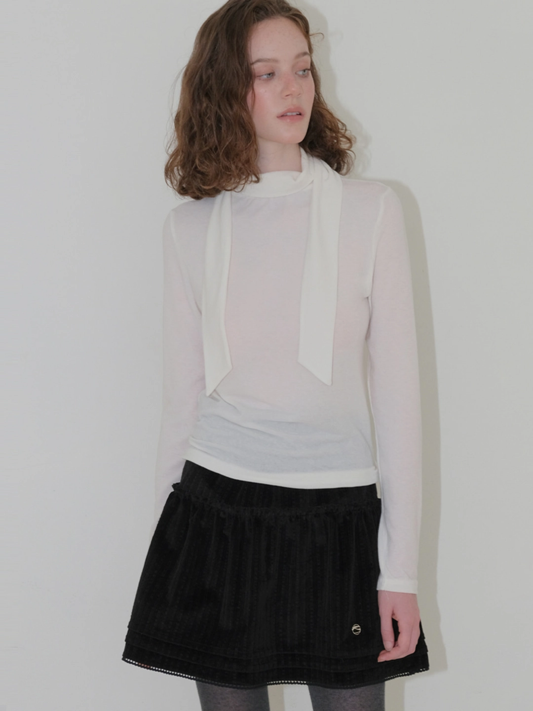 에트몽 Frill Pintuck Mini Skirt, Black 상품 이미지 1