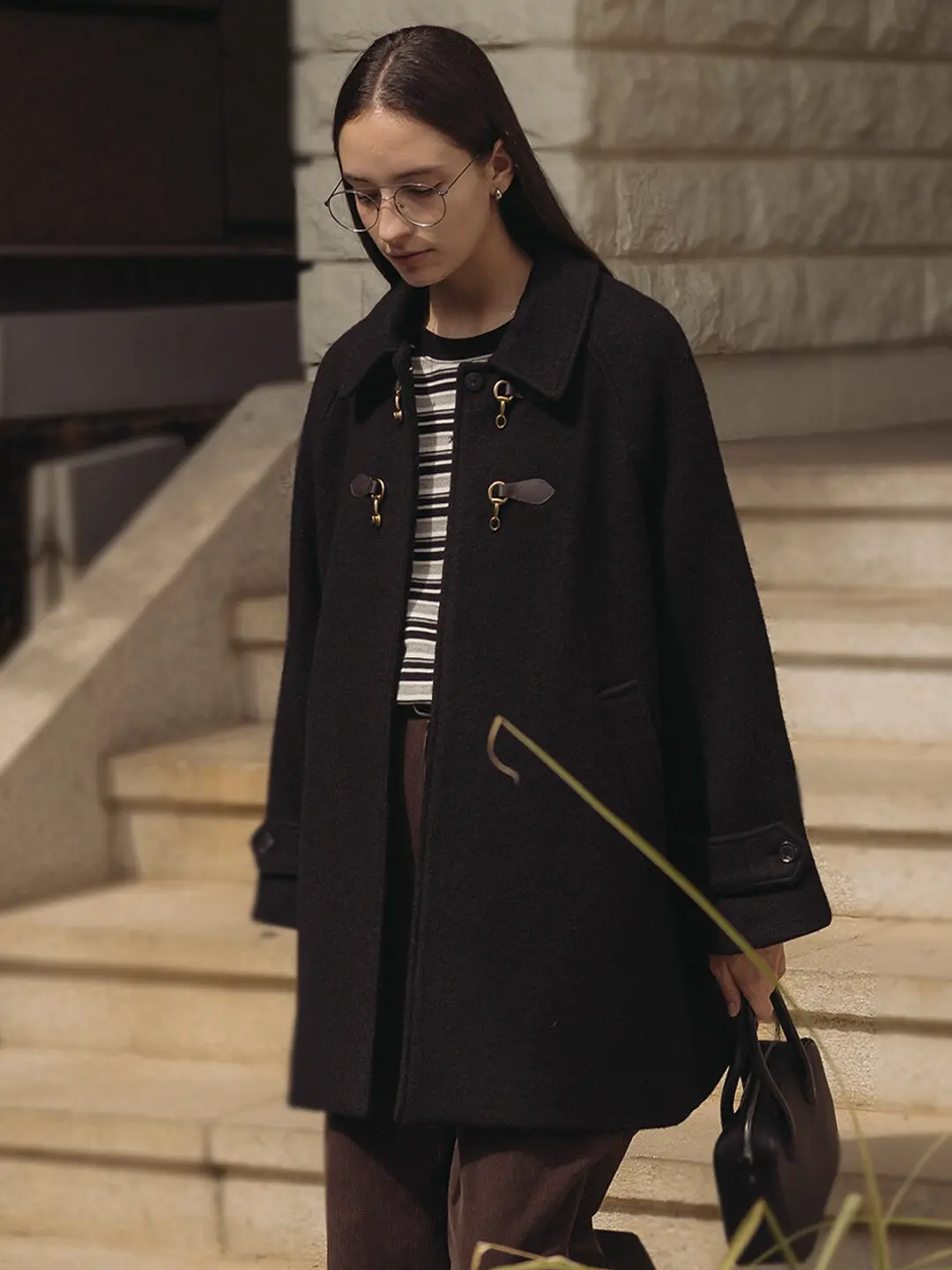 노운베러 Bizo point a-Line wool blended half coat_Black 상품 이미지 2