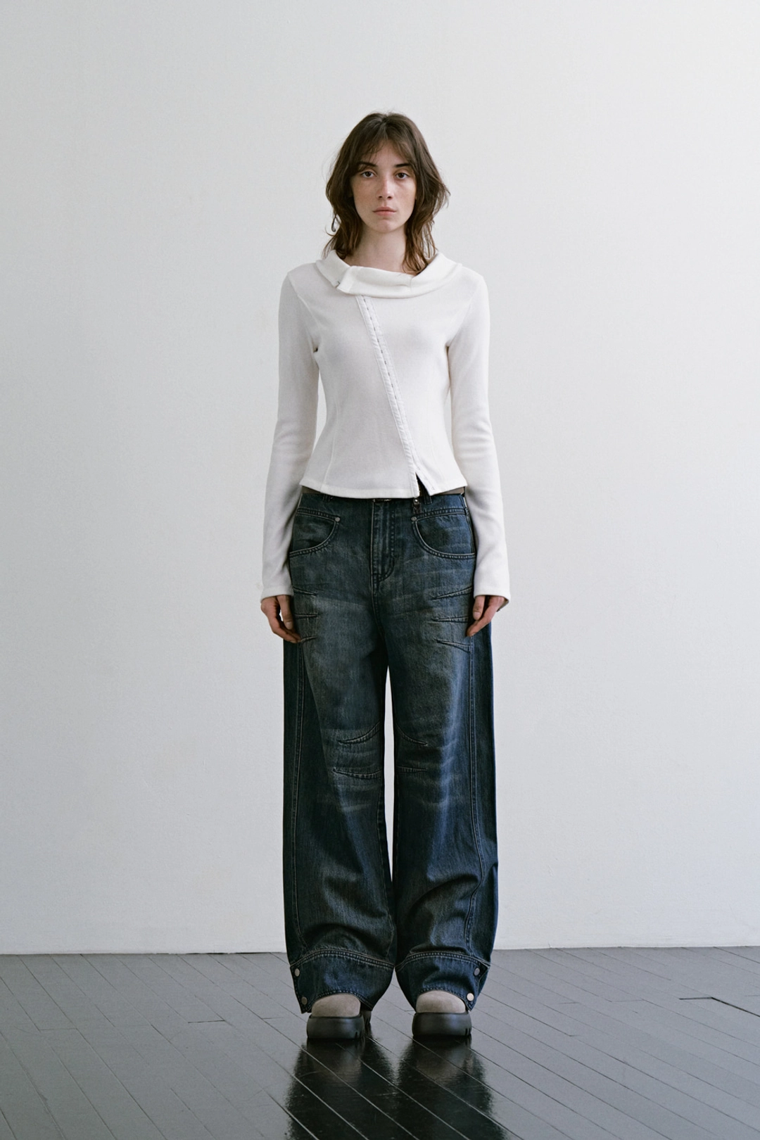 트리밍버드 Asymmetric Hook Long Sleeve Top [ Ivory ] 상품 이미지 2