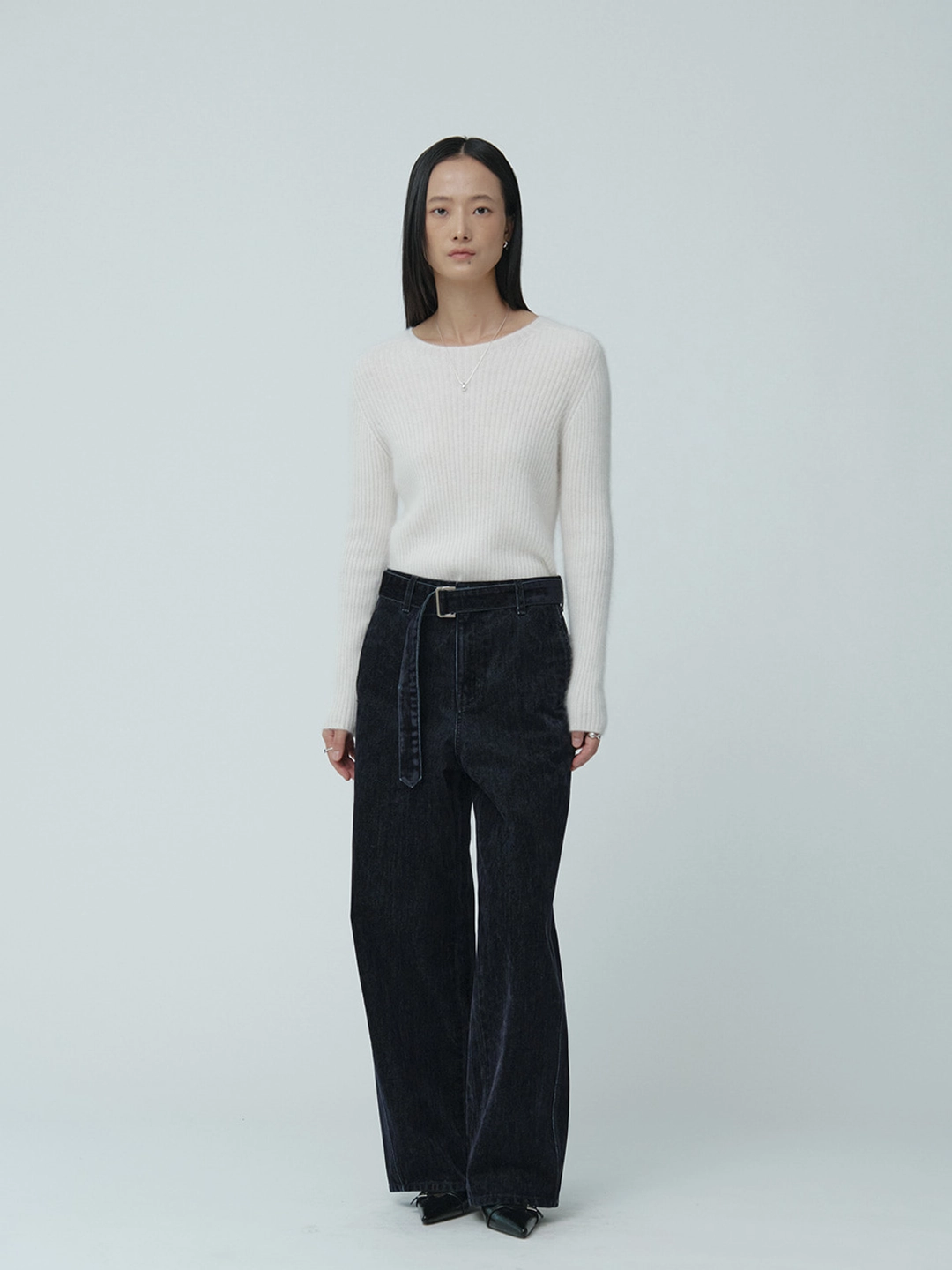 뮤제 [ESSENTIEL][Angora 60%] CALME Hairy Wool Slim Round-Neck Knit Pullover_Ivory 상품 이미지 2