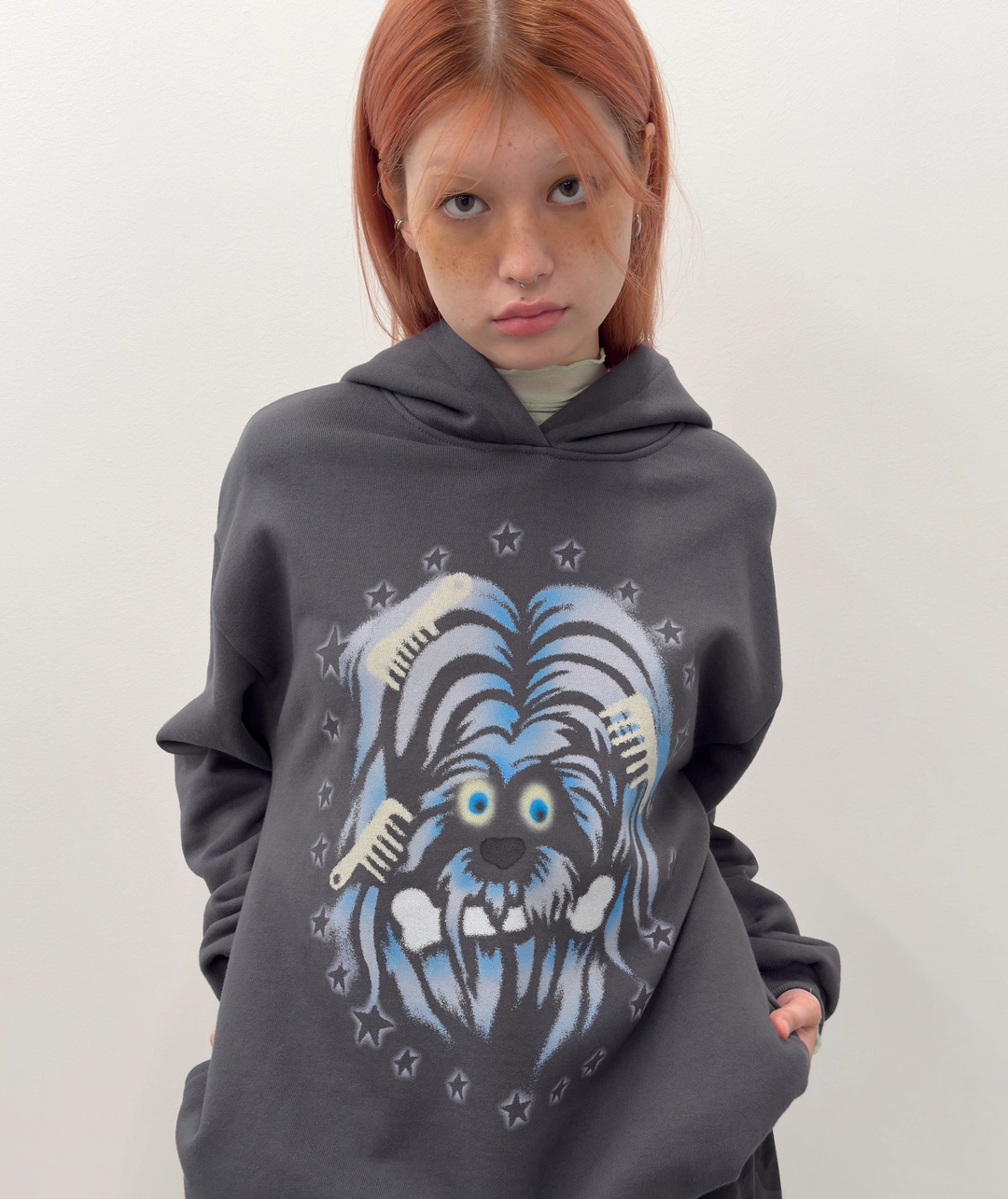 타입서비스 Furry Puppy Hoodie [Charcoal] 상품 이미지 2