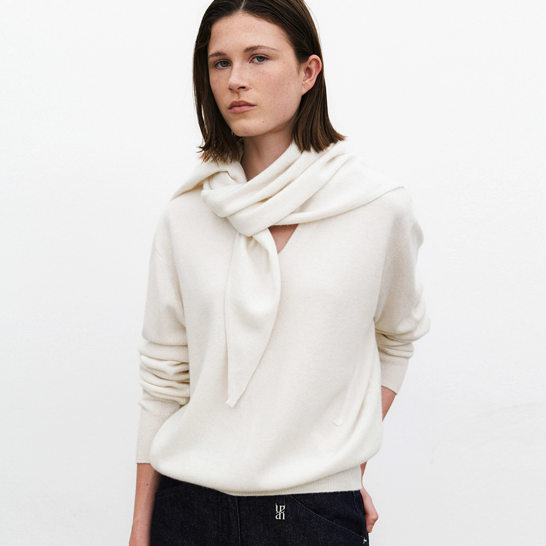 아뜰리에 나인 (T-7125)ESSENTIAL CASHMERE DEEP V-NECK KNIT 상품 이미지 1