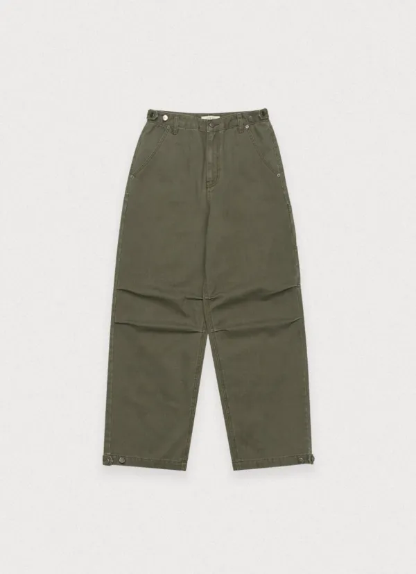 [6th] Adjust khaki pants