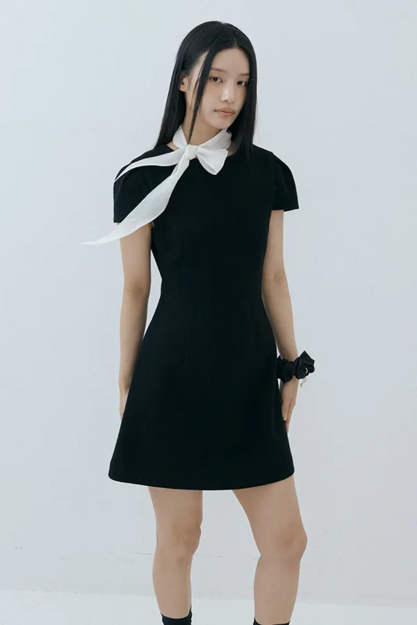 [S사이즈 6/8 예약 배송] Custom Scarf Tweed Mini Dress Set (black)