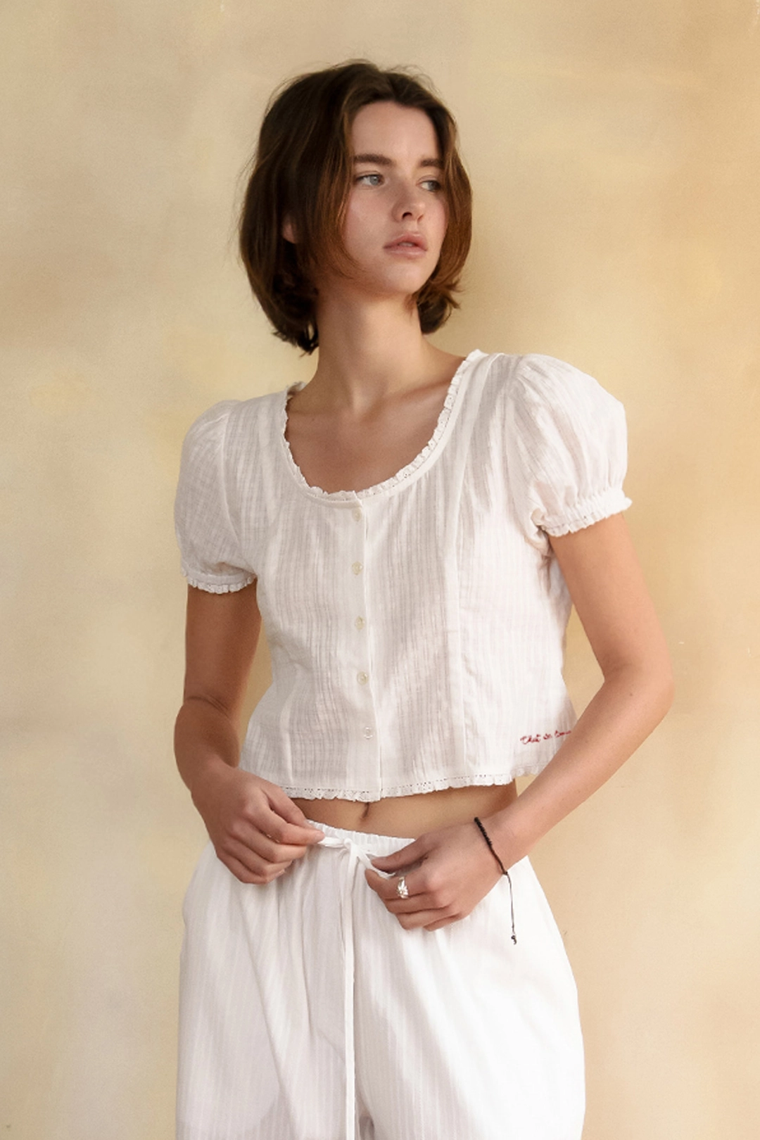 샤드라마 SCOOP NECK LACE BLOUSE [WHITE] 상품 이미지 2