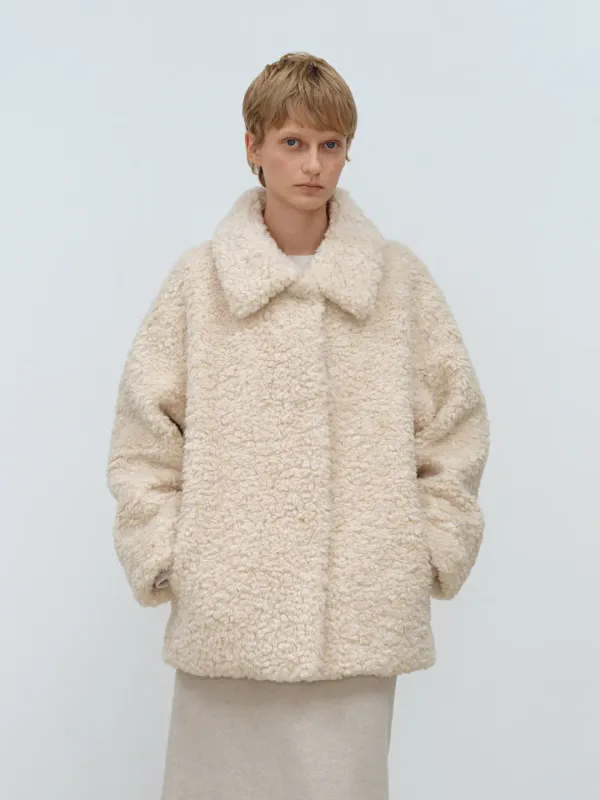 TFW COLLAR FLUFFY SHEARING JACKET_IVORY