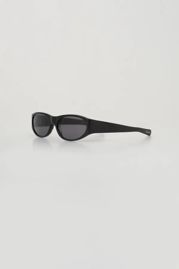 AE Shade 01 (black)