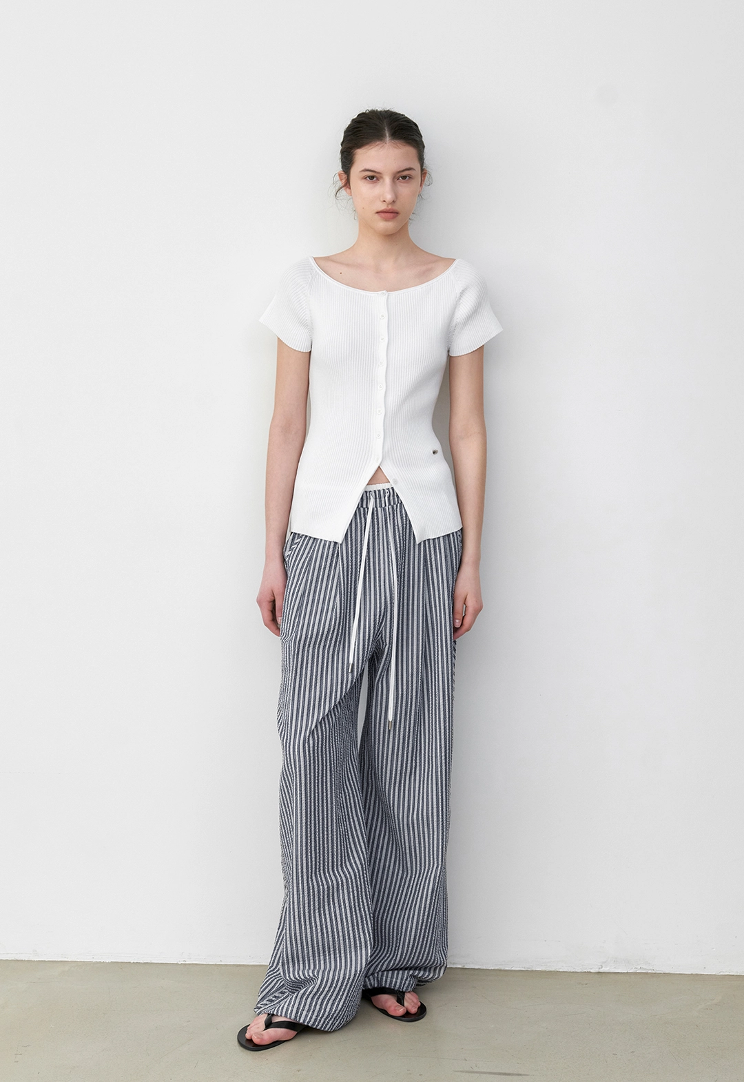 아뜰리에 나인 (CD-2264)CAP SLEEVE BOATNECK KNIT CARDIGAN 상품 이미지 2