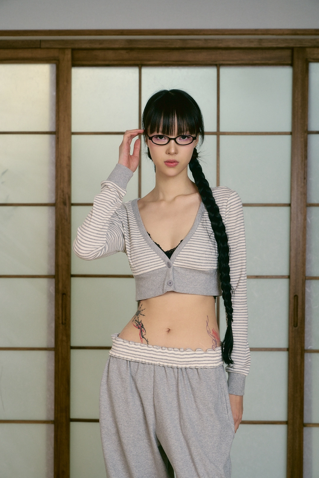 드라이로즈 STRIPE CROP SHRUG (GRAY) 상품 이미지 1