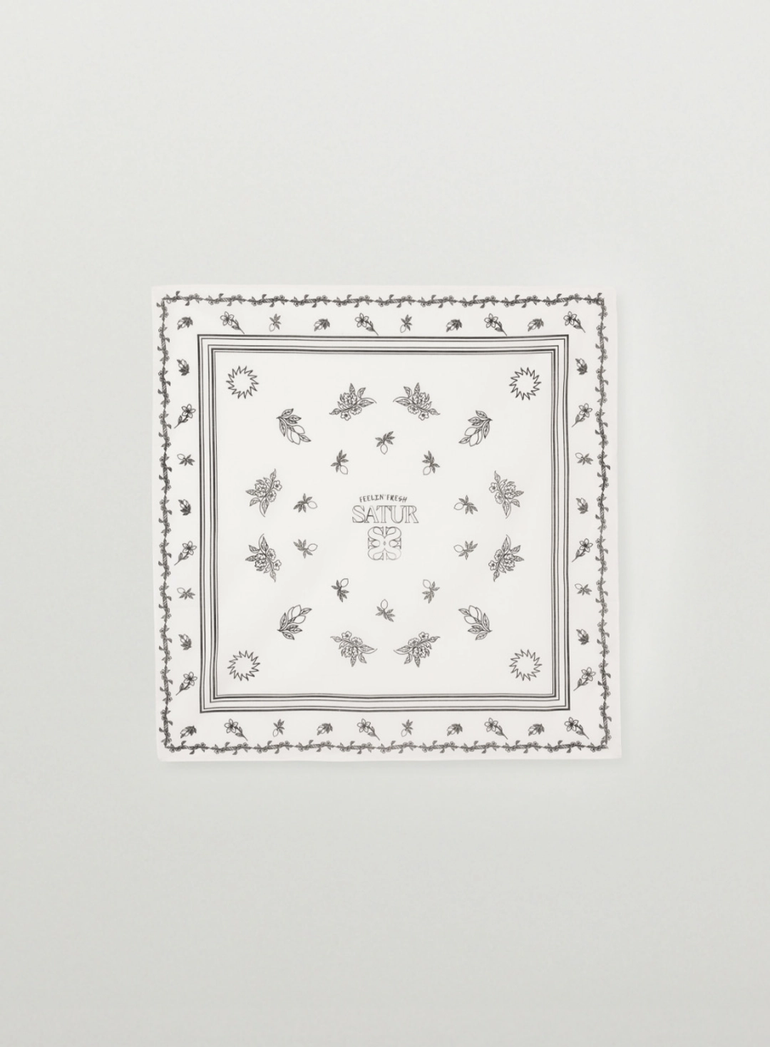 세터 [RIIZE\'s Pick] Graphic Cotton Scarf - White 상품 이미지 1