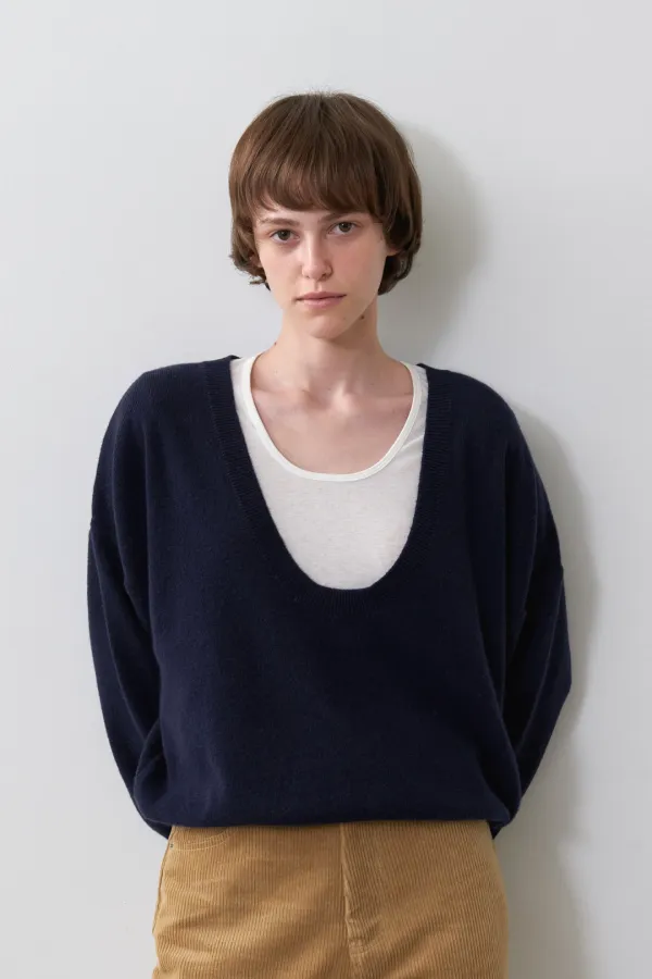 Aven Deep U-neck Knit (Cream, Gray, Navy)