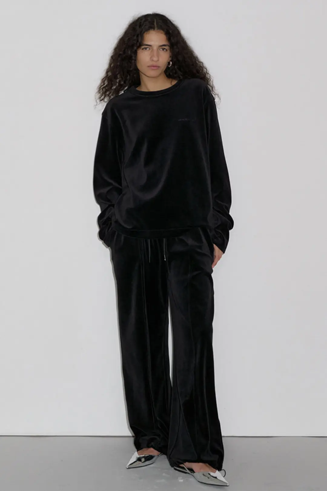 오버듀플레어 TWO WAY VELOUR PANTS_BLACK 상품 이미지 2