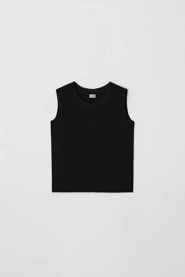 Double-Layered Sleeveless (black)