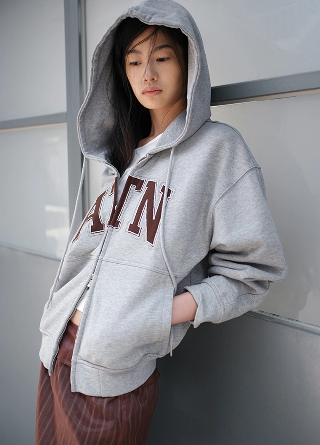 아뜰리에 나인 (HD-001)ATN COLOR CONTRAST APPLIQUE HOOD JUMPER 상품 이미지 2