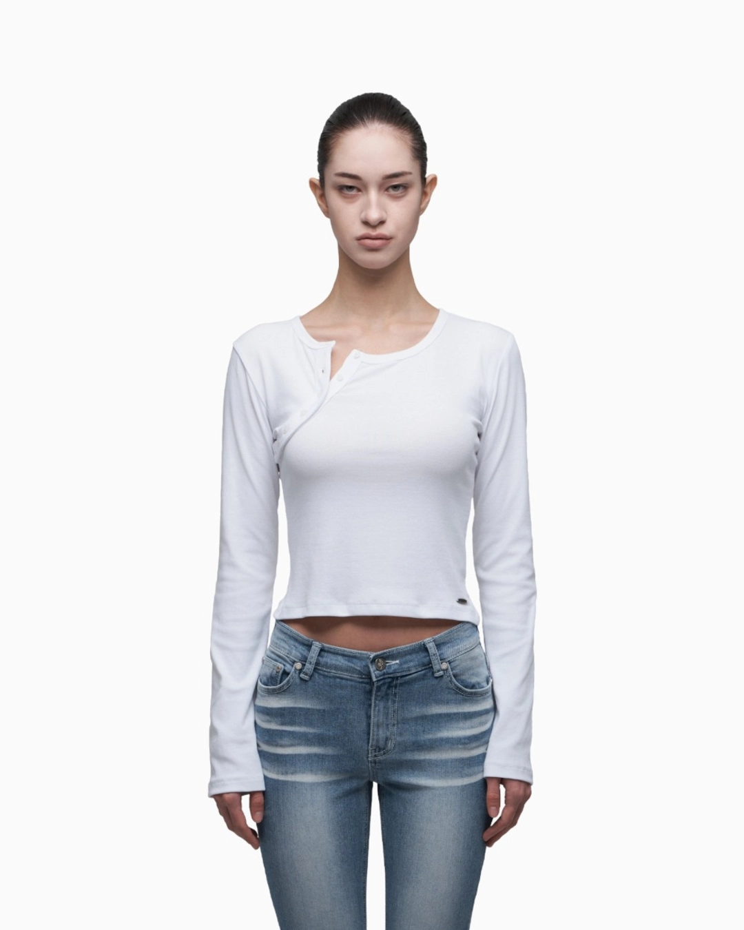시너진 CURVED LONG SLEEVE WHITE 상품 이미지 1