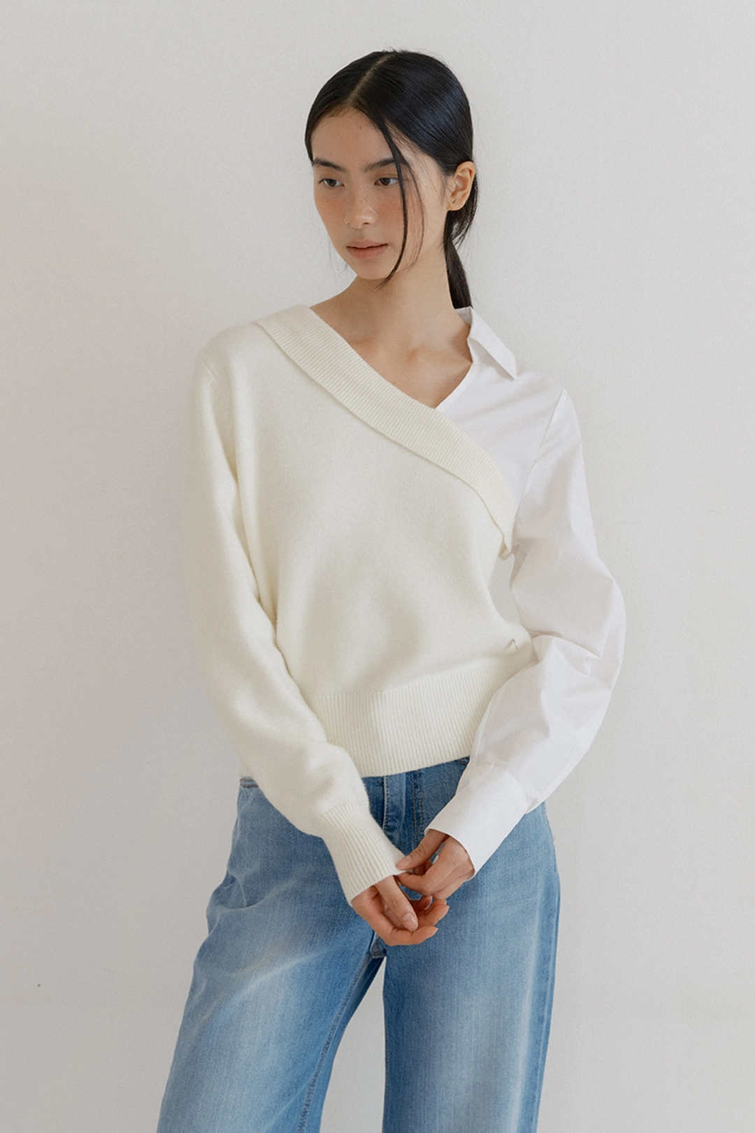 루시르주 Asymmetric Collar Knit (cream) 상품 이미지 1