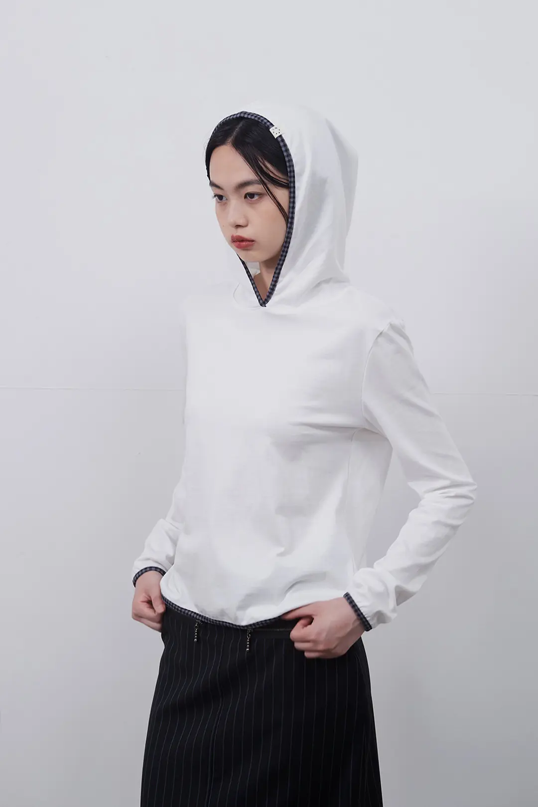 오헤시오 LONG HOODED T-SHIRT, IVORY 상품 이미지 2