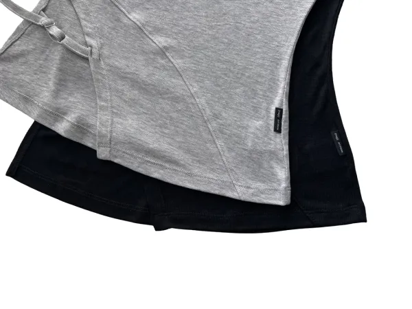 Buckle Strap Cut-Out Top (black)