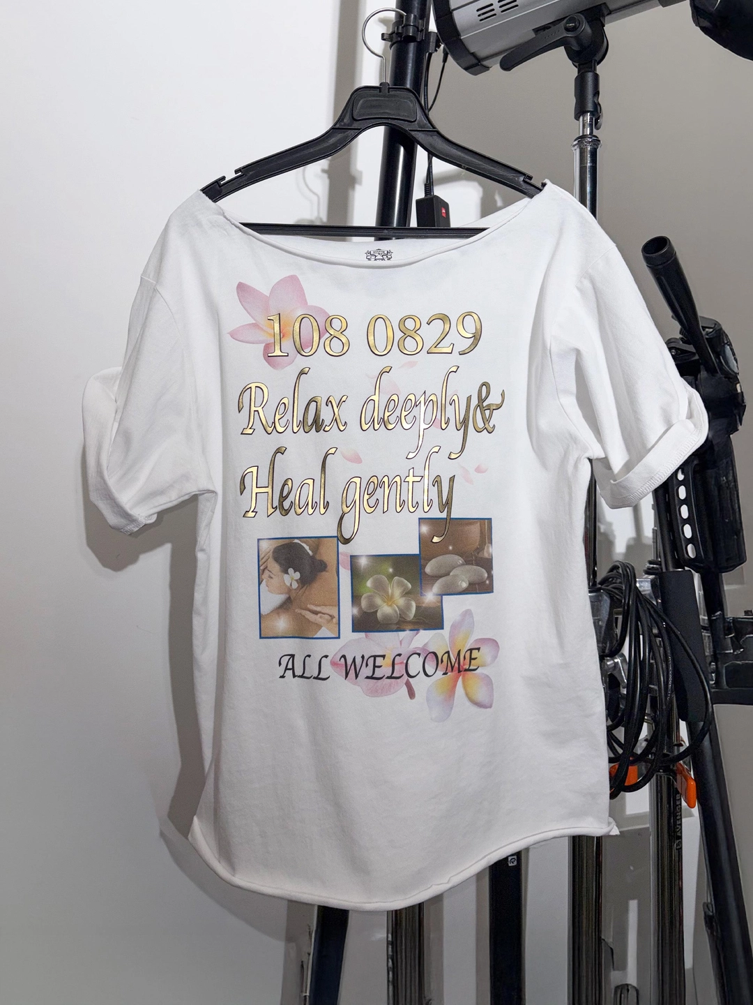스컬프터 Healing Off-Shoulder Tee White 상품 이미지 1