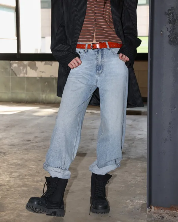 stray relaxed straight jeans
