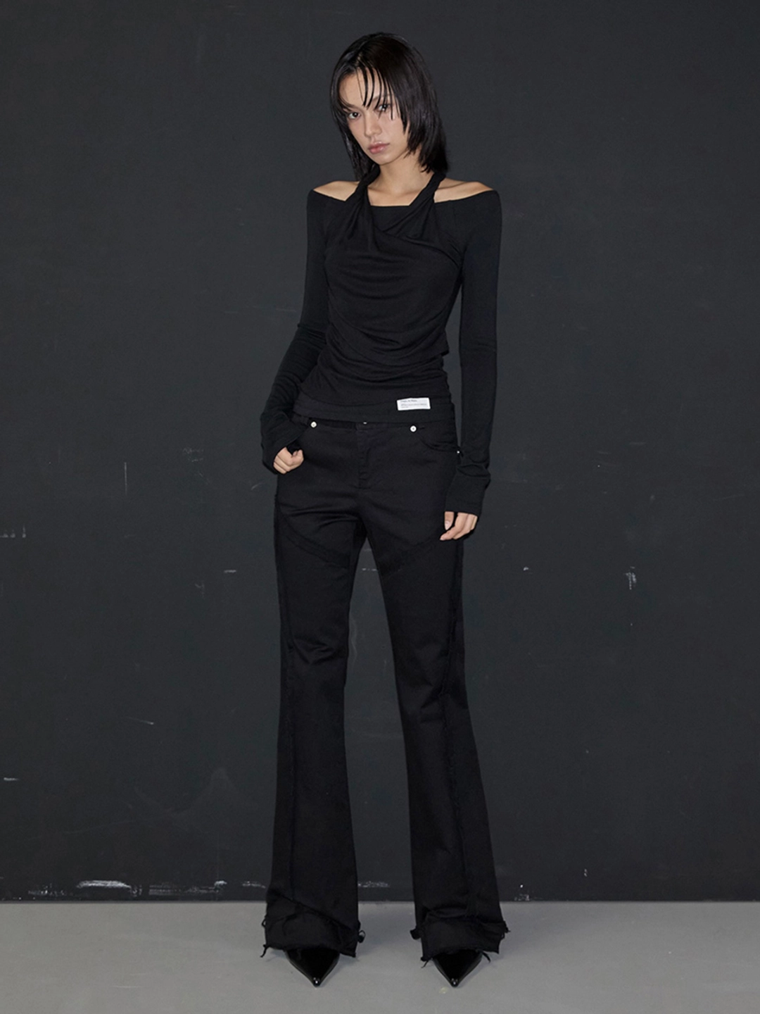 이네기 [2nd Reorder] Double Layered Halter Top (black) 상품 이미지 2