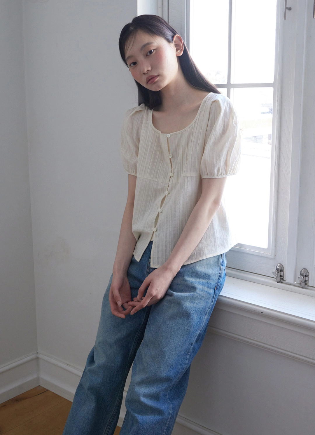 스텝어라운드 [6차] Tuck detail puff blouse_BEIGE 상품 이미지 2