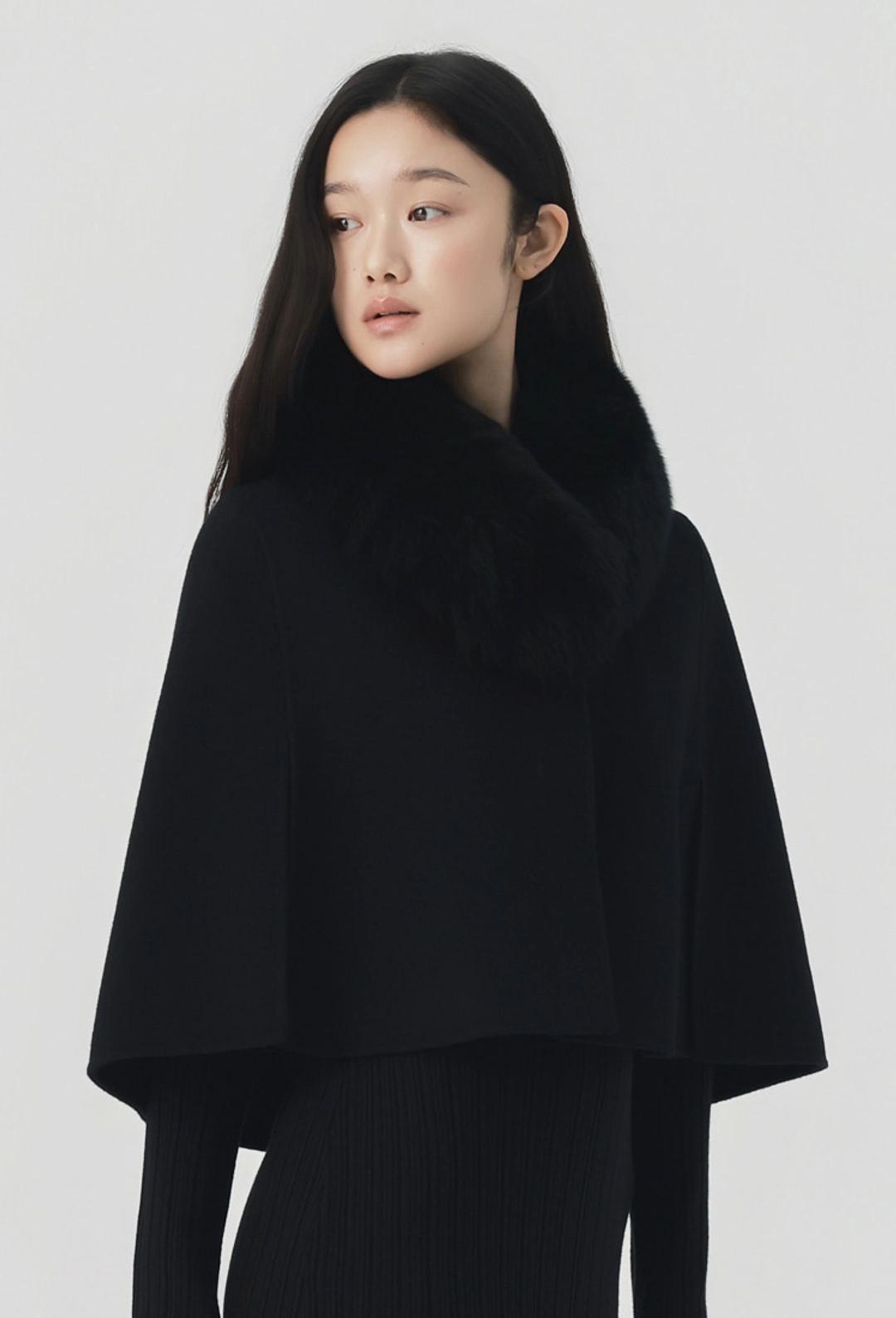그레이스유 [9/28일 순차출고 예정] Lumiere Fox Fur Warmer (Black) 상품 이미지 1
