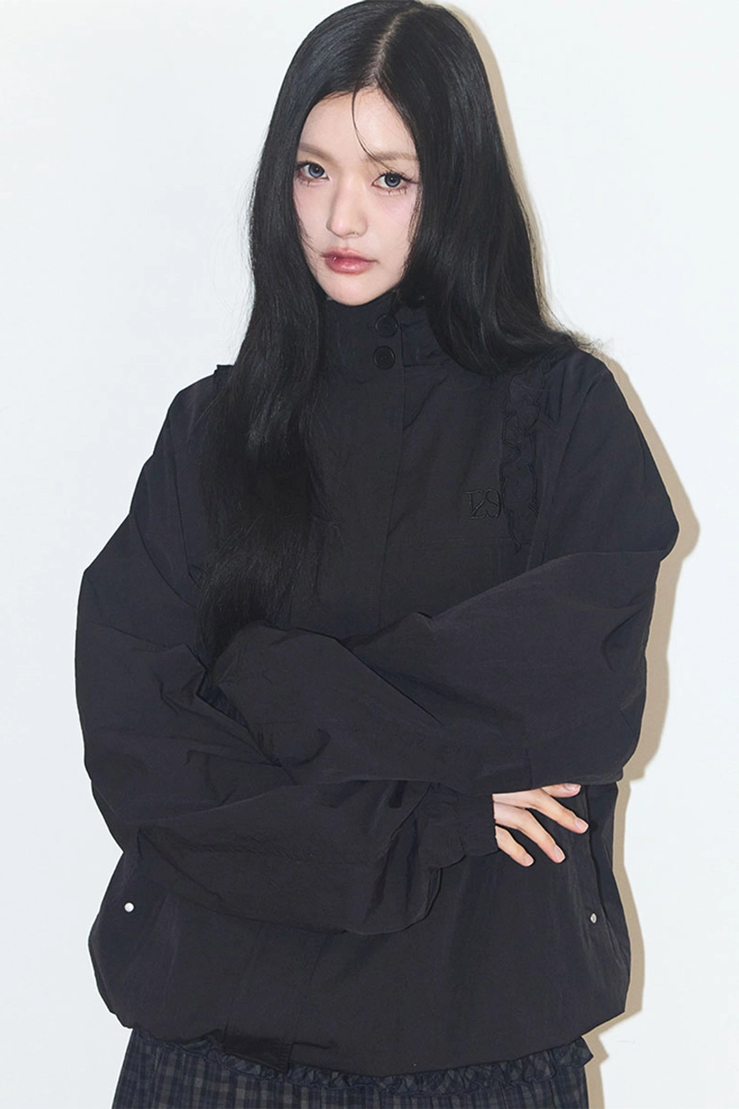 일리고 오블리크 프릴 후드 자켓 블랙 상품 이미지 2