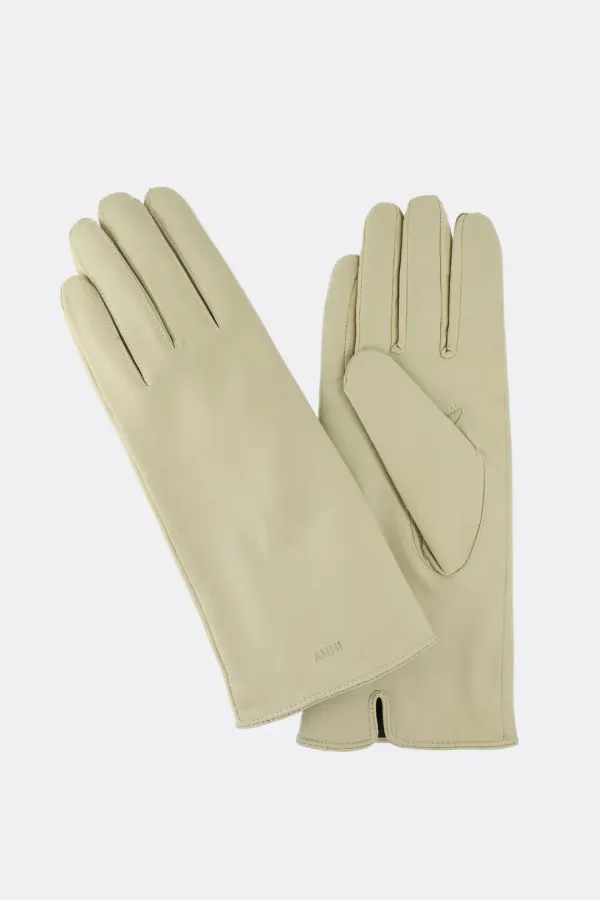 Lambskin Glove_cream